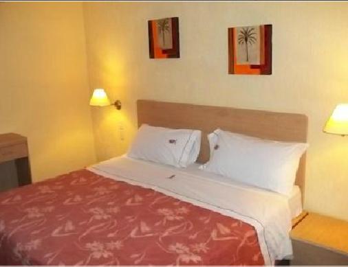 Hotel Castilla Y Leon Guadalajara Chambre photo